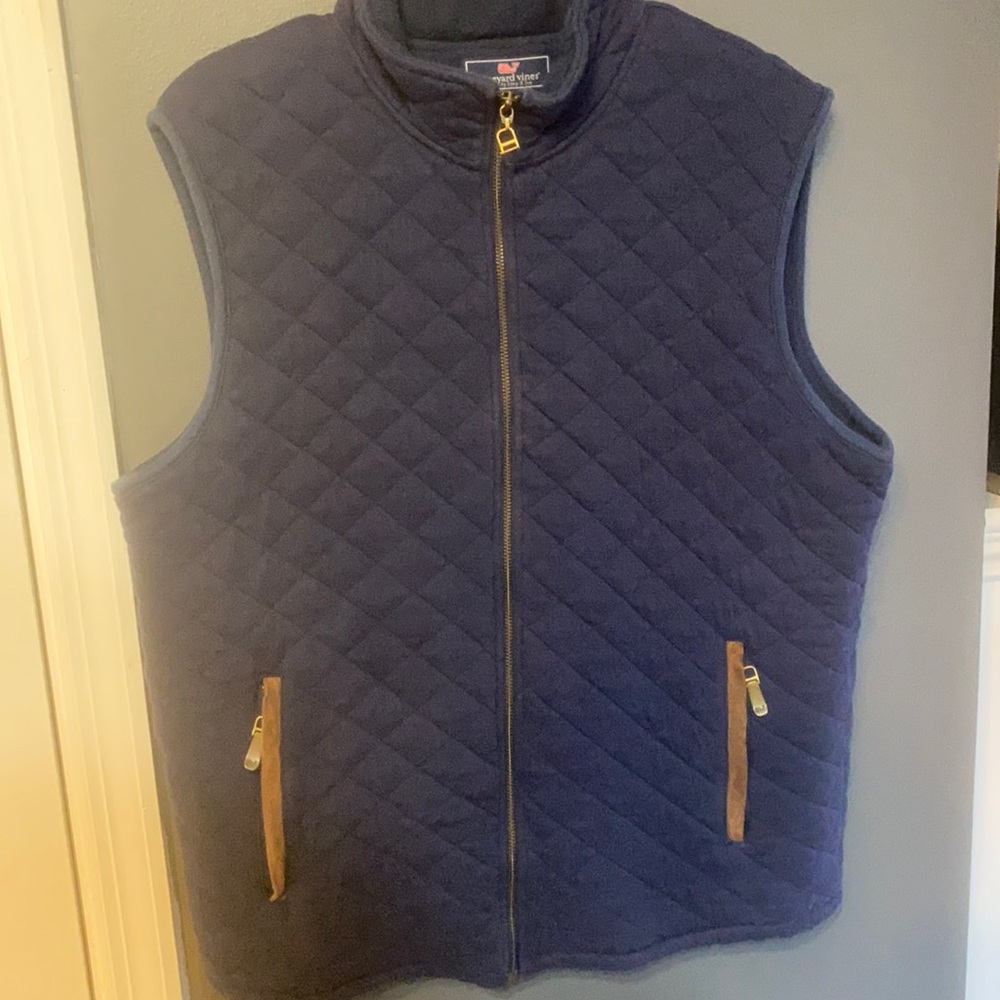 Vineyard Vines Size M Men’s Vest